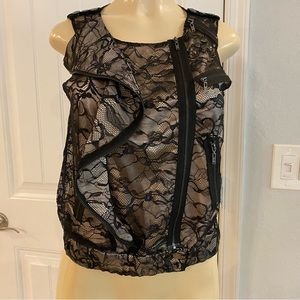 NWOT Beautiful Bebe Boho Laced Sleeveless Vest Jacket